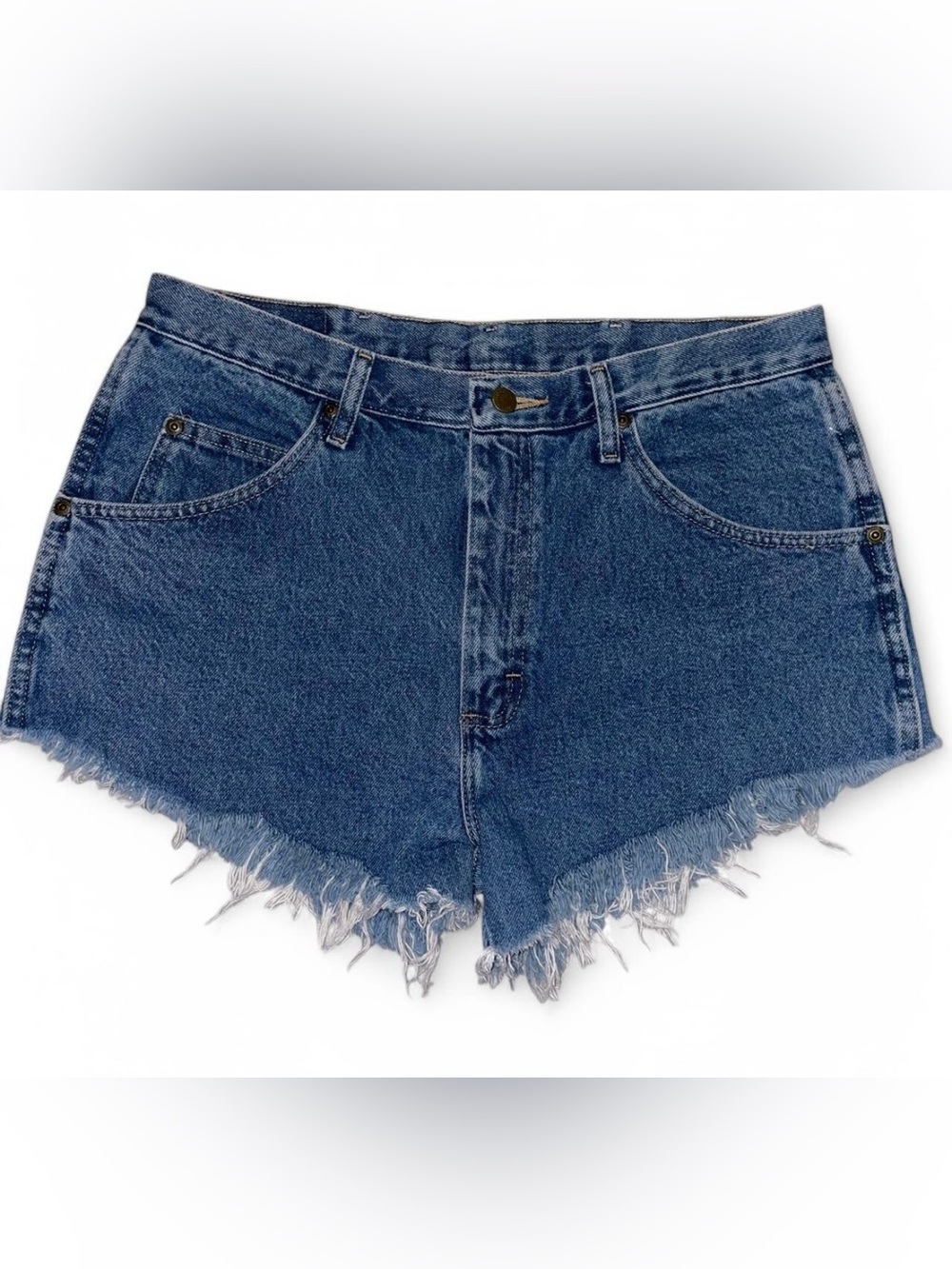 Wrangler blue denim shorts with frayed hem  size 34 x 32 Regular fit